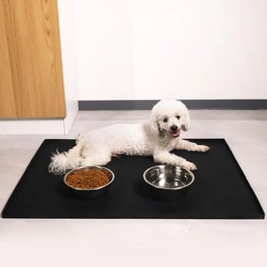 BPAフリーの長方形のシリコン製犬用給餌マット、滑り止め、こぼれ防止のペットフィーダーパッド、無地パターン付き