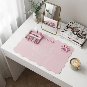 折りたたみ式ピンクパターン両面ネイルアートデスクパッドカスタムロゴ保護作業ネイルテーブルマット付き